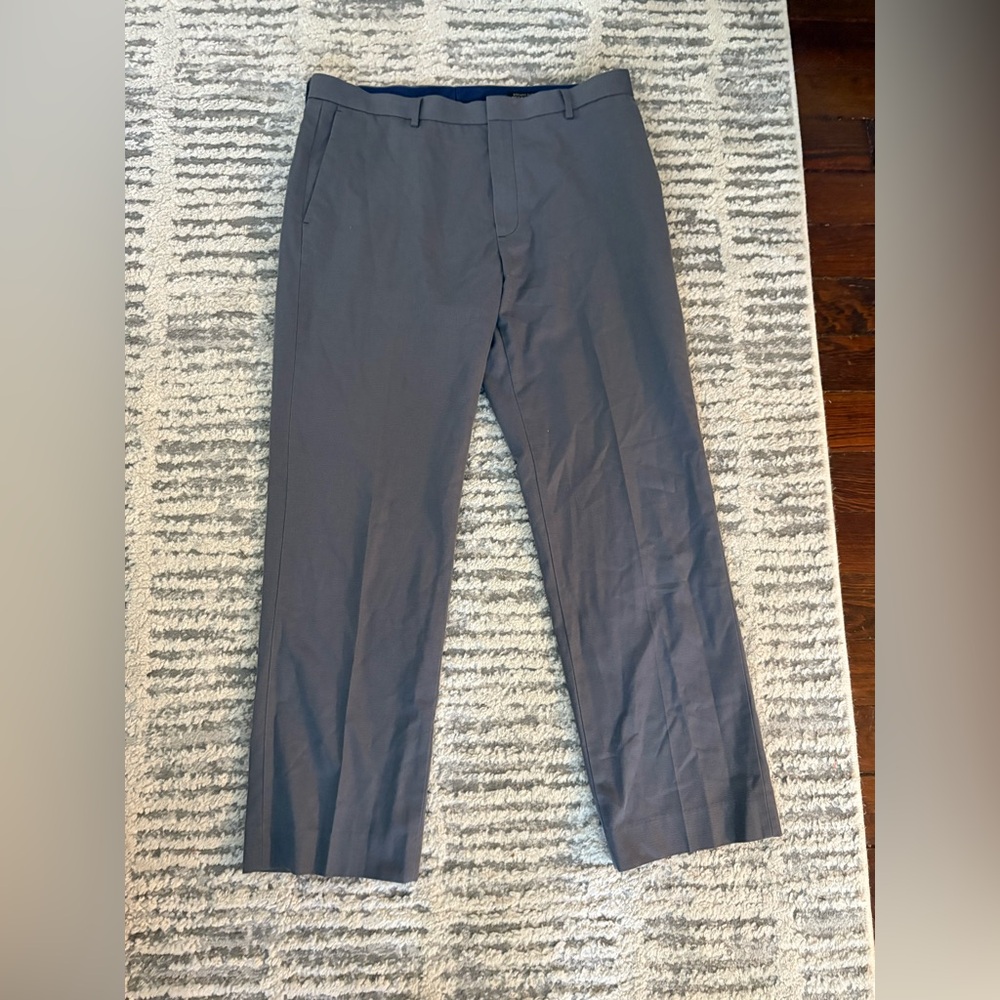 Banana Republic Men's Charcoal Grey Dress Pants